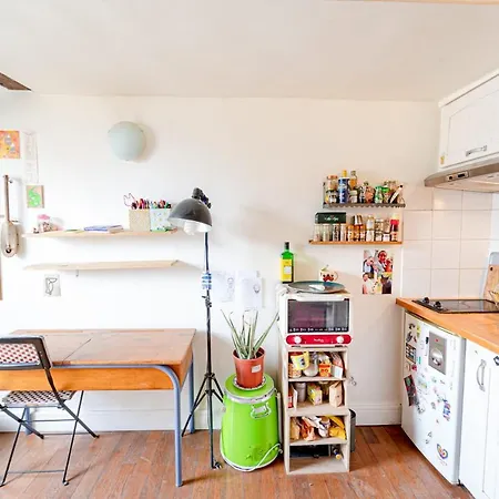 Charming Studio With Balcon-grands Boulevards